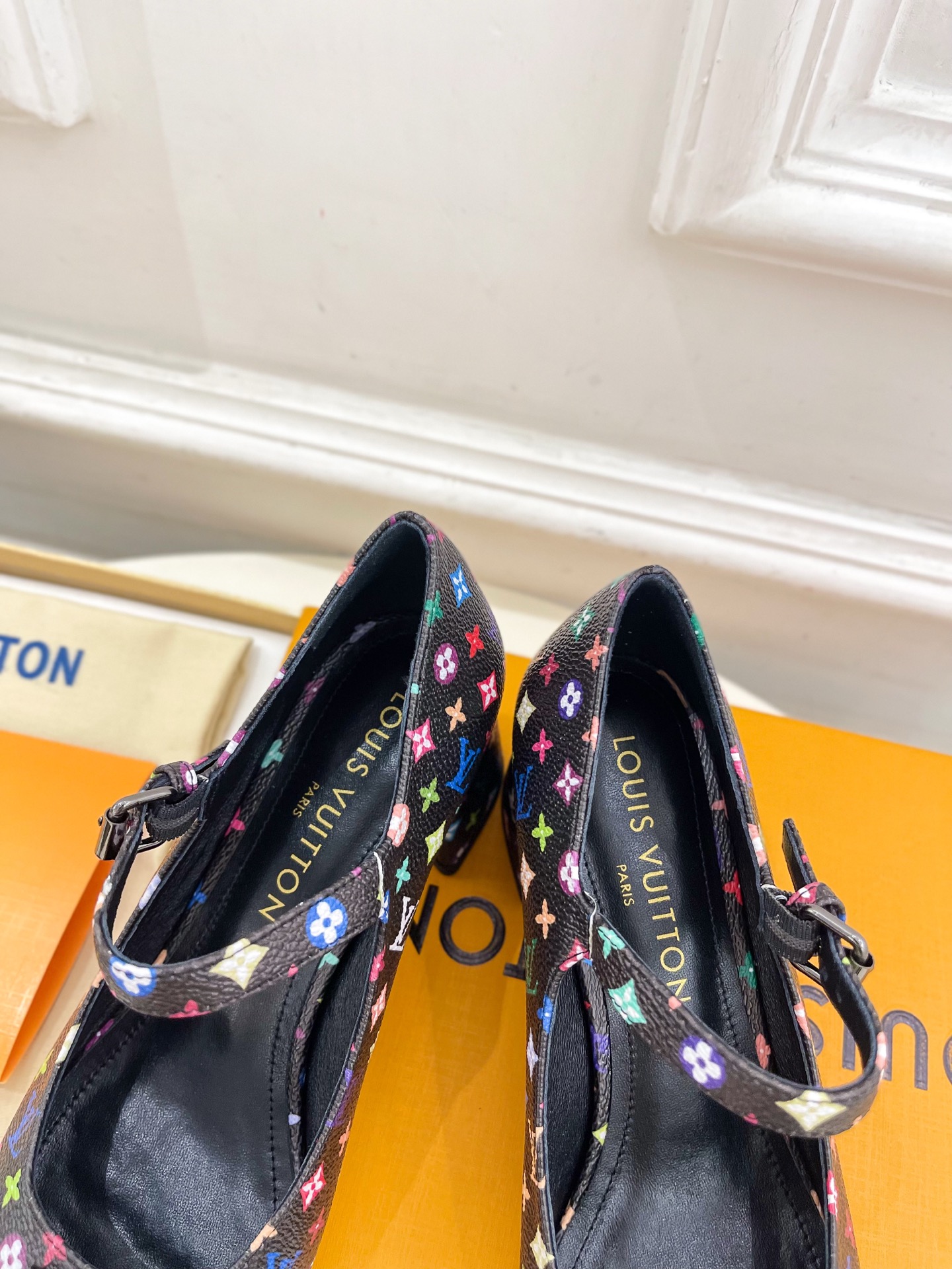 Women's high heels